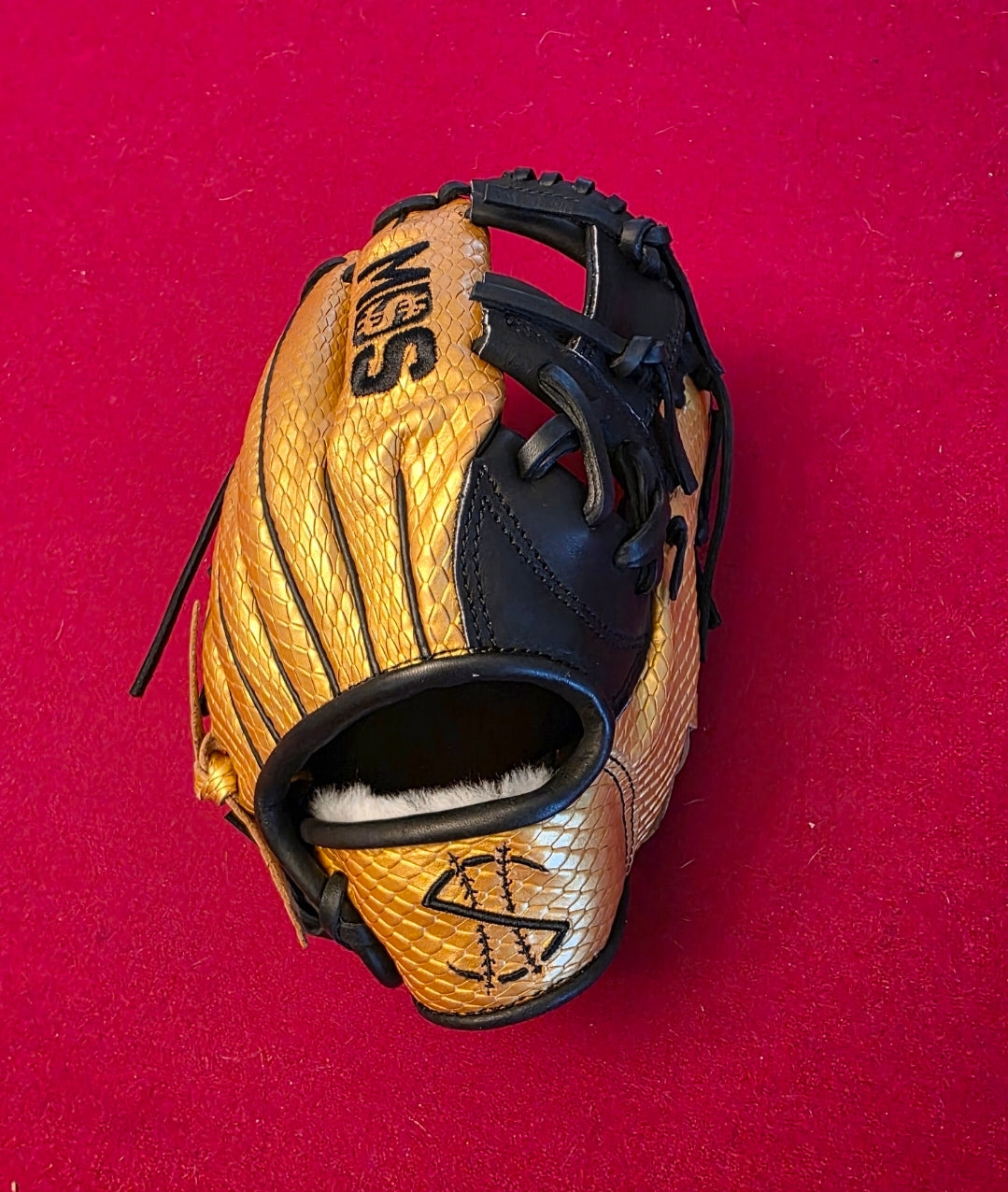 Infielder Glove The McMillionaire
