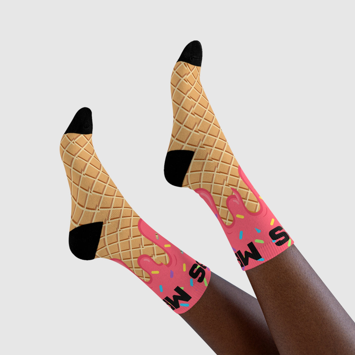 Small socks ice cream strawberry w/ MDS