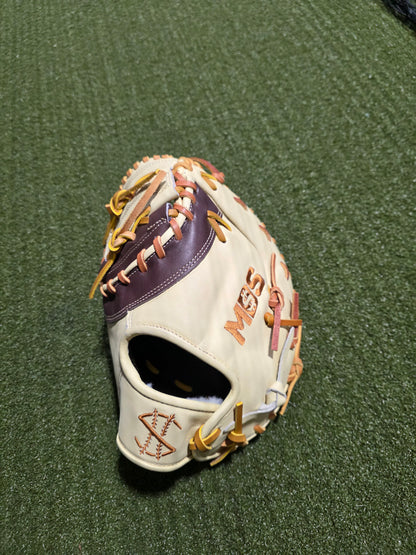 1B Mitt Blonde and Chocolate